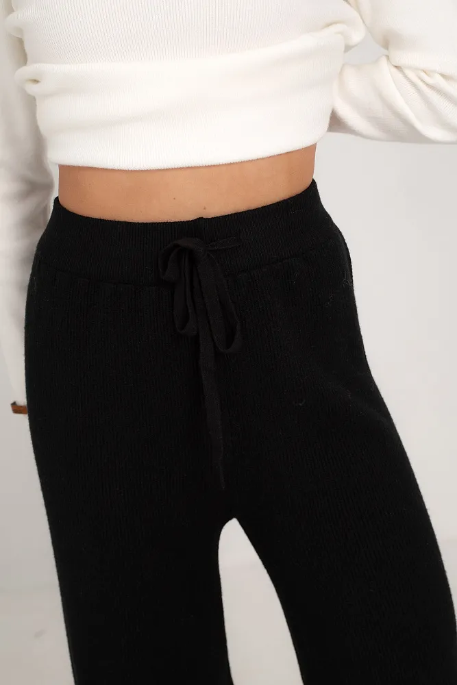 Брюки oversize утепленные