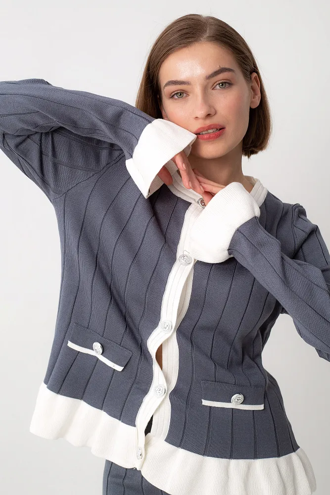 Костюм с юбкой oversize