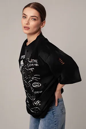 Футболка oversize с пайетками