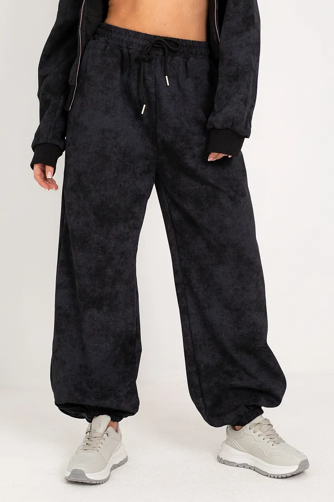 Костюм на молнии oversize