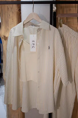Костюм oversize рубашка, топ и брюки