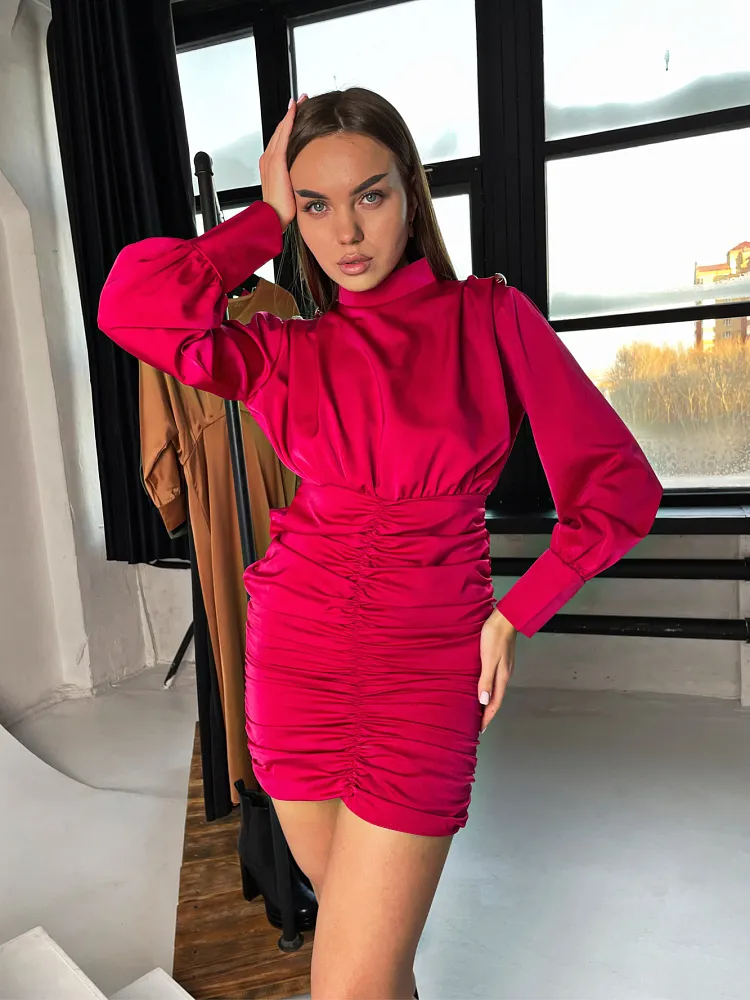 Платье мини со сборками