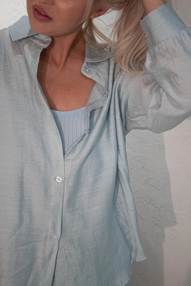 Костюм oversize рубашка, топ и шорты