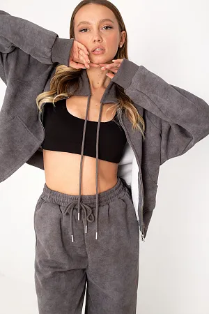 Костюм на молнии oversize