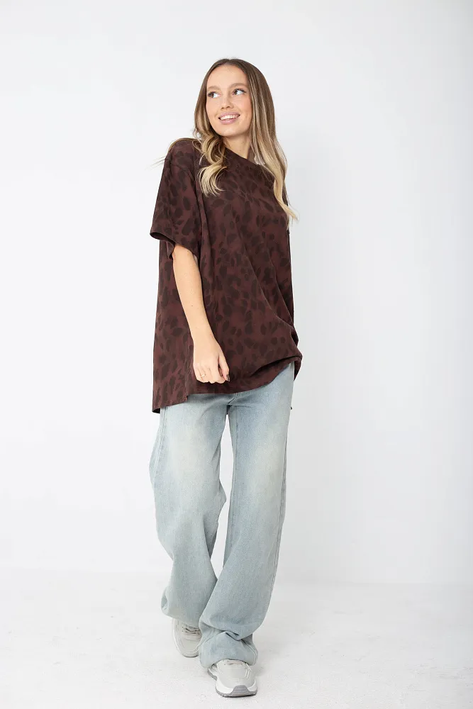Футболка oversize свободного кроя