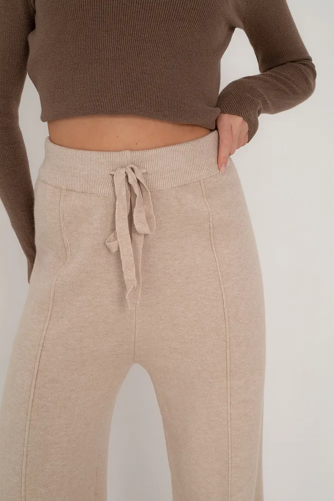 Брюки oversize утепленные