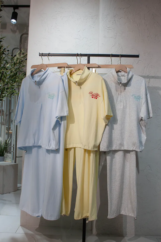Костюм oversize футболка и брюки