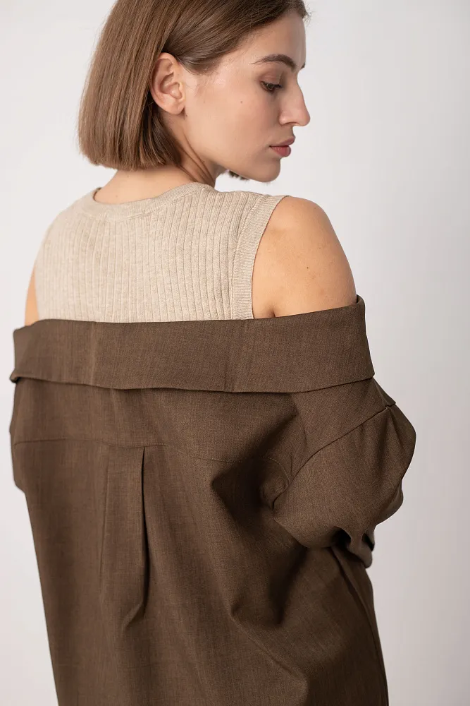 Рубашка с открытыми плечами oversize 