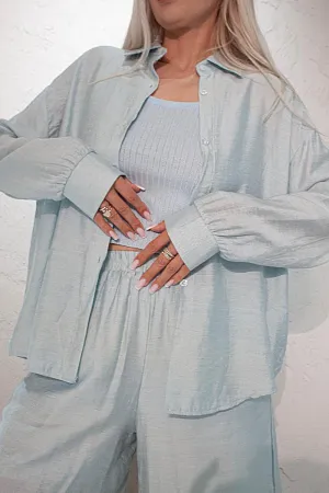 Костюм oversize рубашка, топ и шорты
