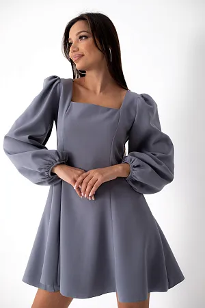 Платье мини с объемными рукавами