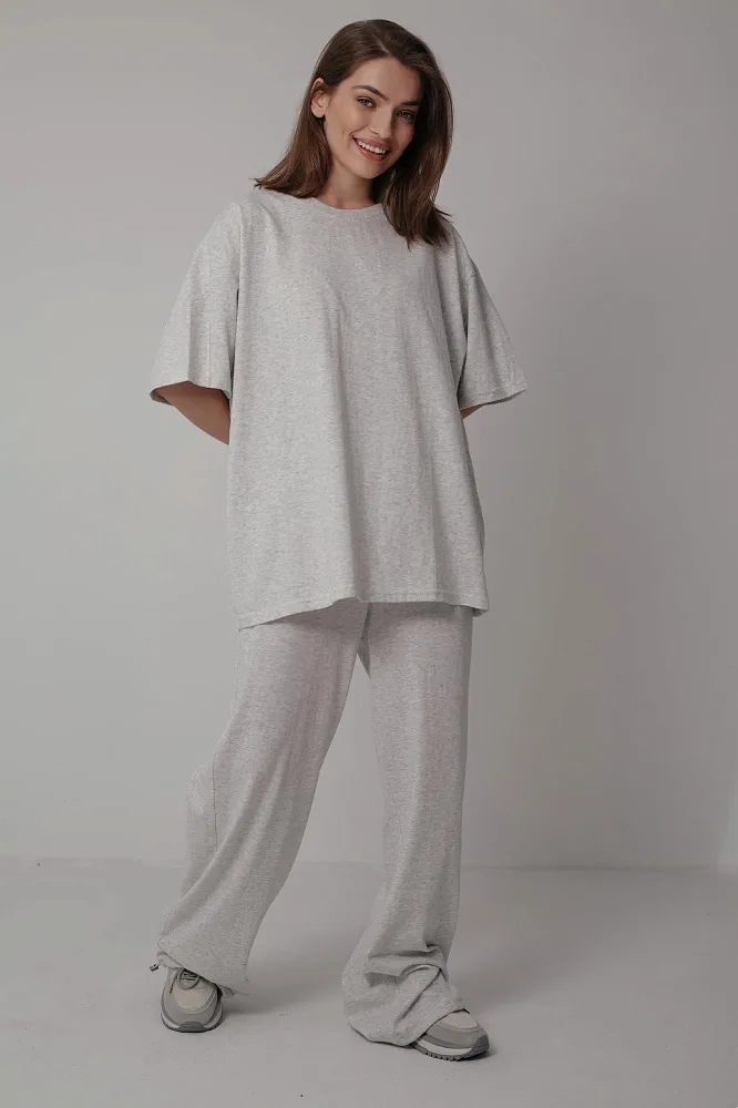 Костюм футболка и брюки oversize