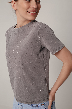 Футболка oversize со стразами