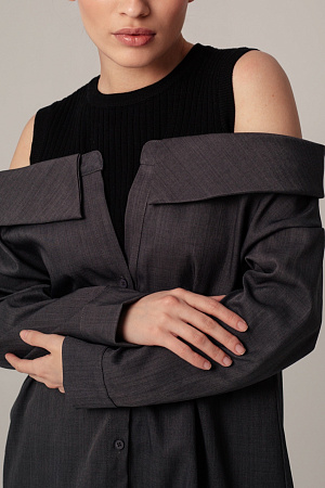 Рубашка с открытыми плечами oversize 