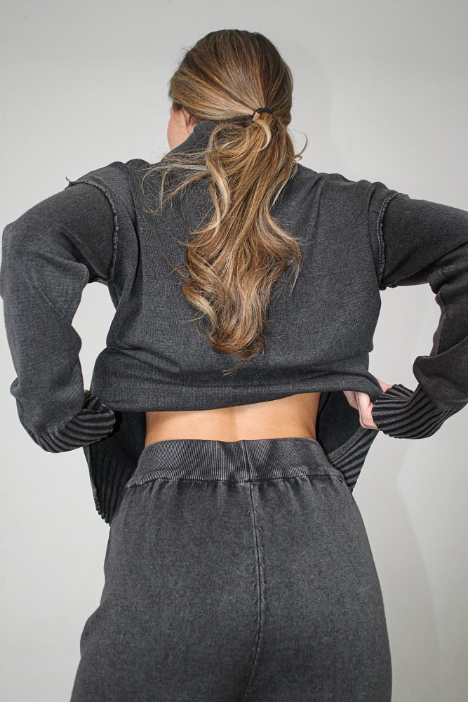 КОСТЮМ ТРИКОТАЖНЫЙ ОВЕРСАЙЗ