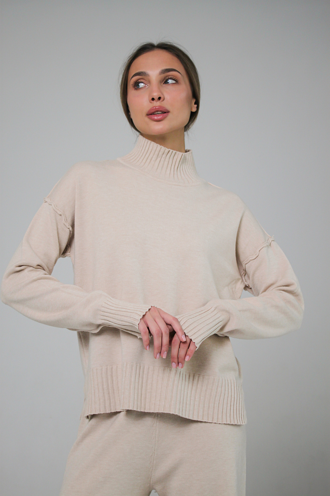 КОСТЮМ ТРИКОТАЖНЫЙ ОВЕРСАЙЗ