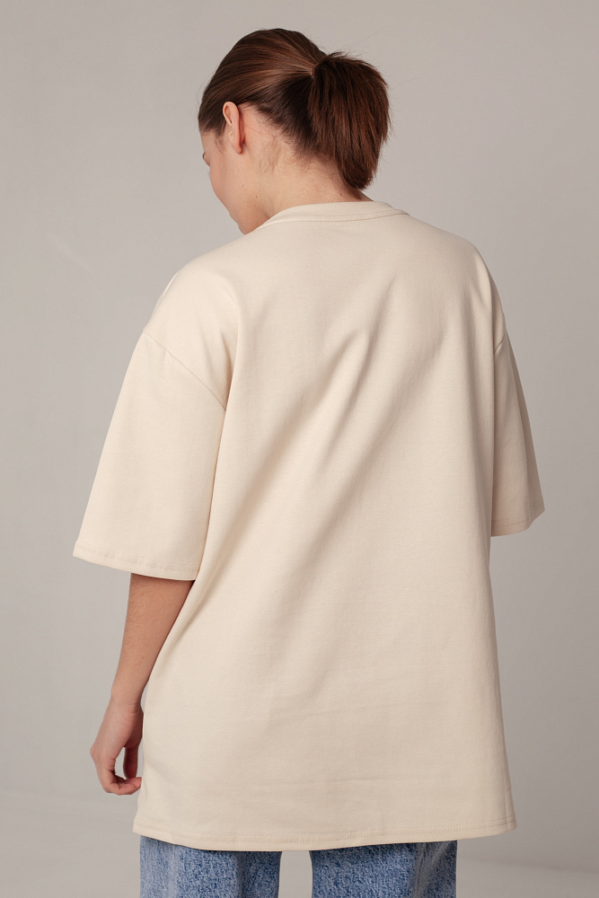 Футболка oversize с цепочкой