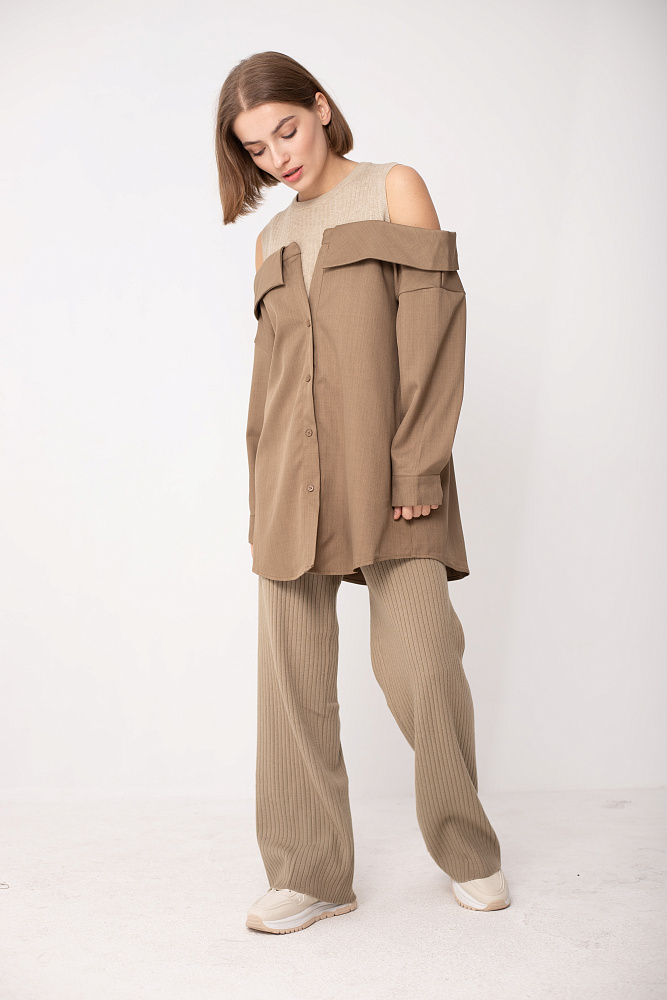 Рубашка с открытыми плечами oversize 