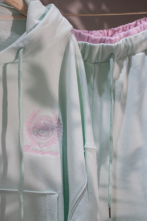 Костюм oversize свитшот и шорты