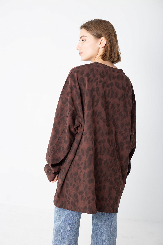 Лонгслив oversize свободного кроя