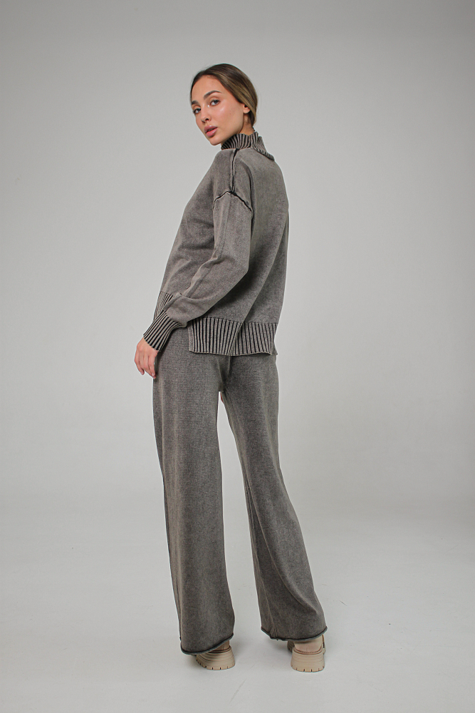 КОСТЮМ ТРИКОТАЖНЫЙ ОВЕРСАЙЗ