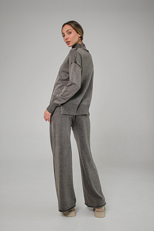 КОСТЮМ ТРИКОТАЖНЫЙ ОВЕРСАЙЗ