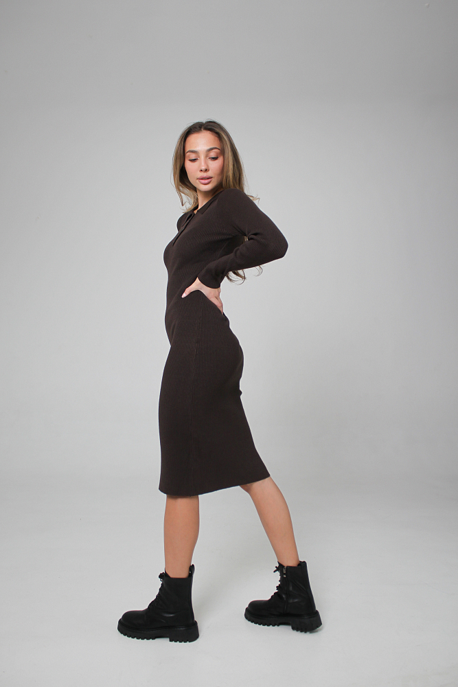 ПЛАТЬЕ С ОТЛОЖНЫМ ВОРОТНИКОМ