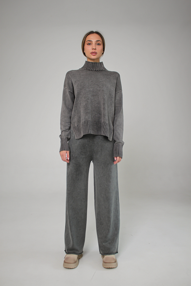 КОСТЮМ ТРИКОТАЖНЫЙ ОВЕРСАЙЗ