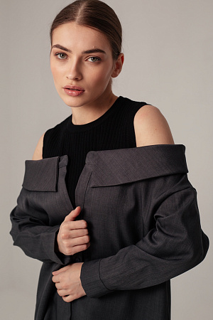 Рубашка с открытыми плечами oversize 