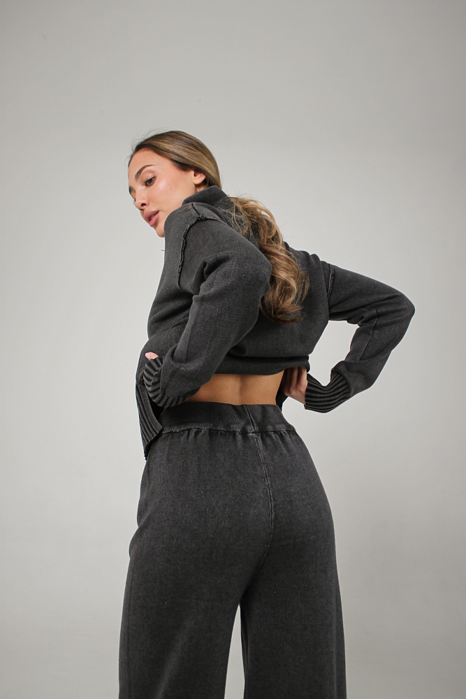 КОСТЮМ ТРИКОТАЖНЫЙ ОВЕРСАЙЗ