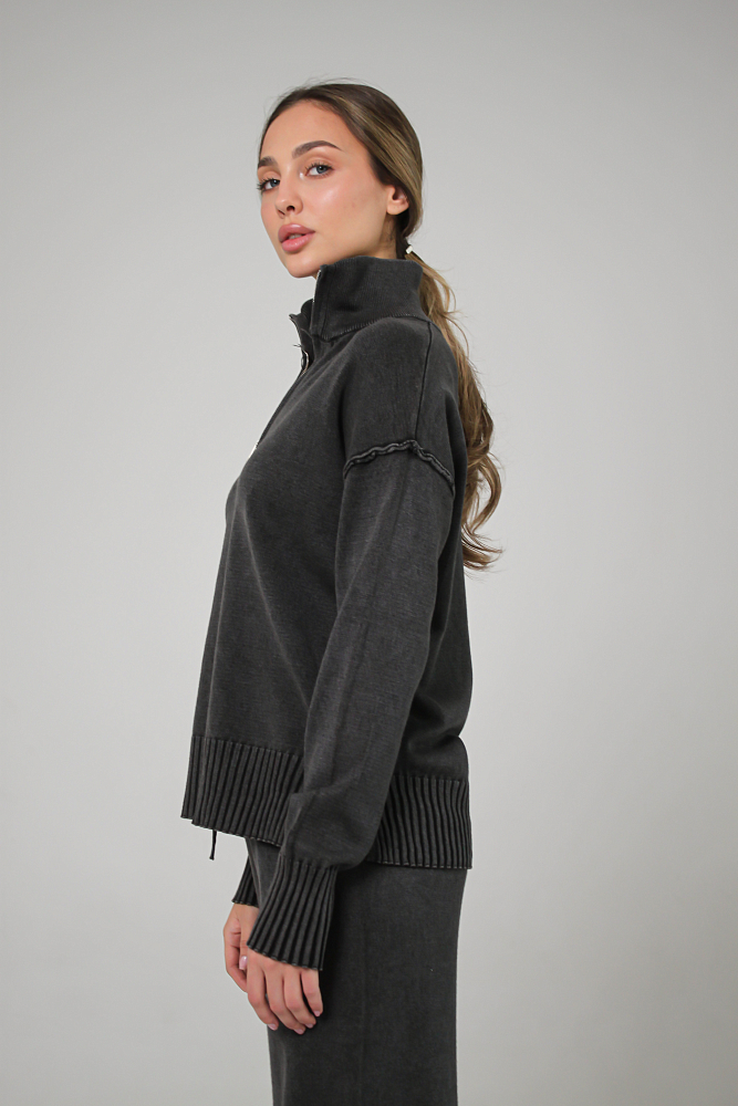 КОСТЮМ ТРИКОТАЖНЫЙ ОВЕРСАЙЗ