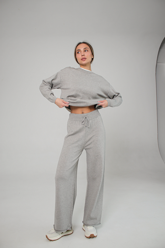 КОСТЮМ ТРИКОТАЖНЫЙ ОВЕРСАЙЗ