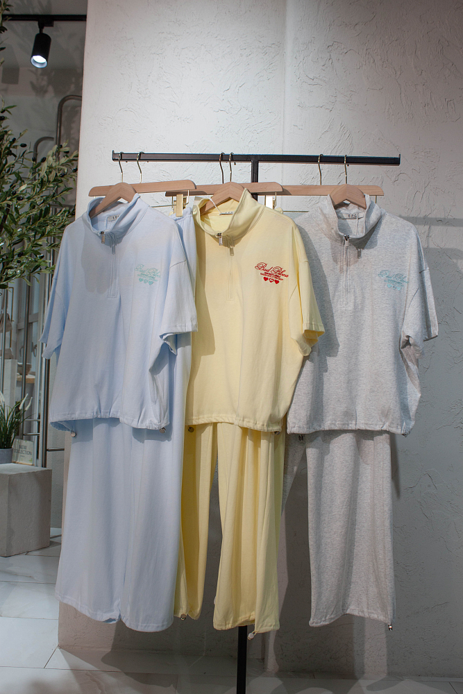 Костюм oversize футболка и брюки