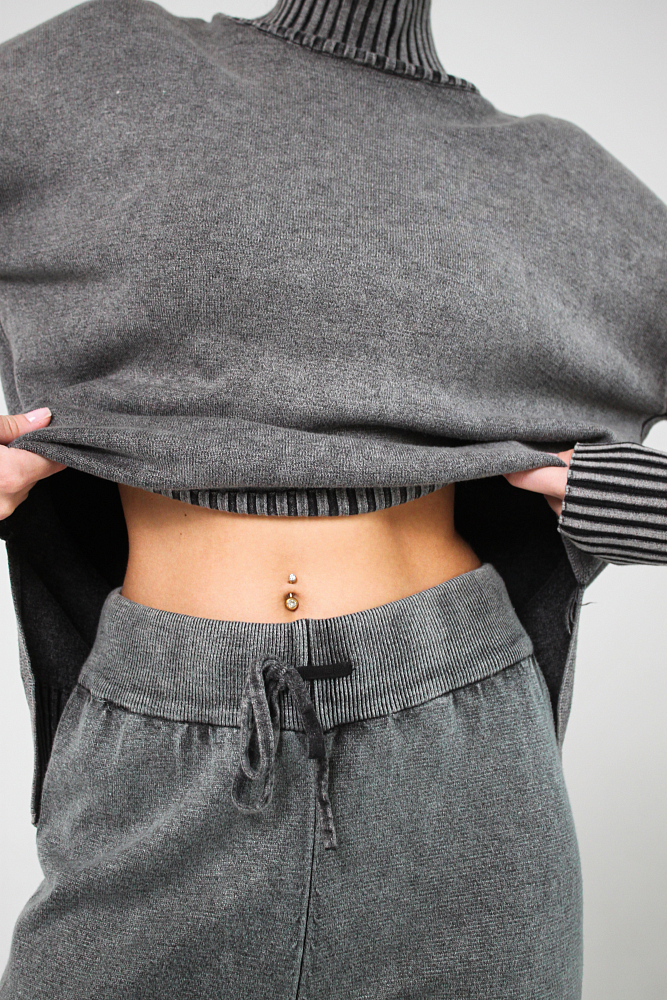 КОСТЮМ ТРИКОТАЖНЫЙ ОВЕРСАЙЗ