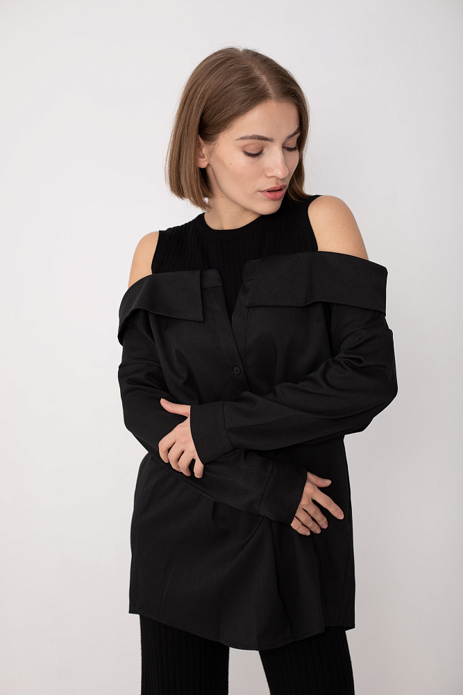 Рубашка с открытыми плечами oversize 