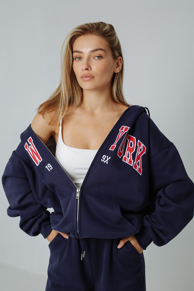 КОСТЮМ ОВЕРСАЙЗ С ПРИНТОМ