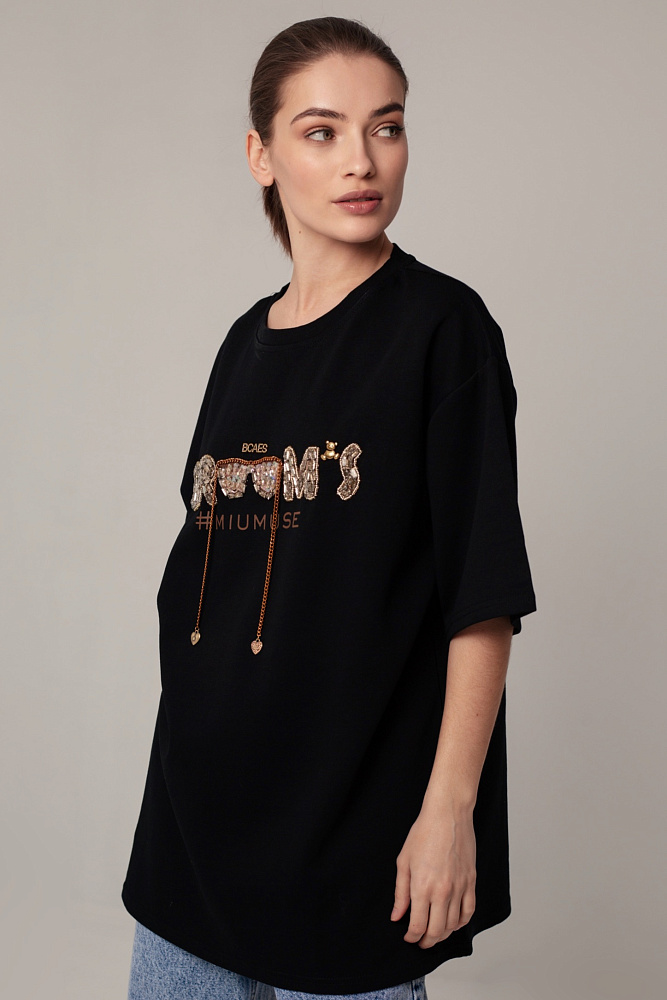 Футболка oversize с цепочкой